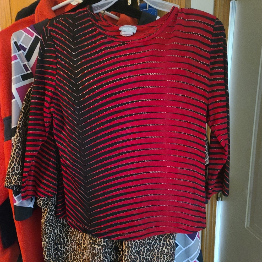 Blouse. - Picture 2 of 2